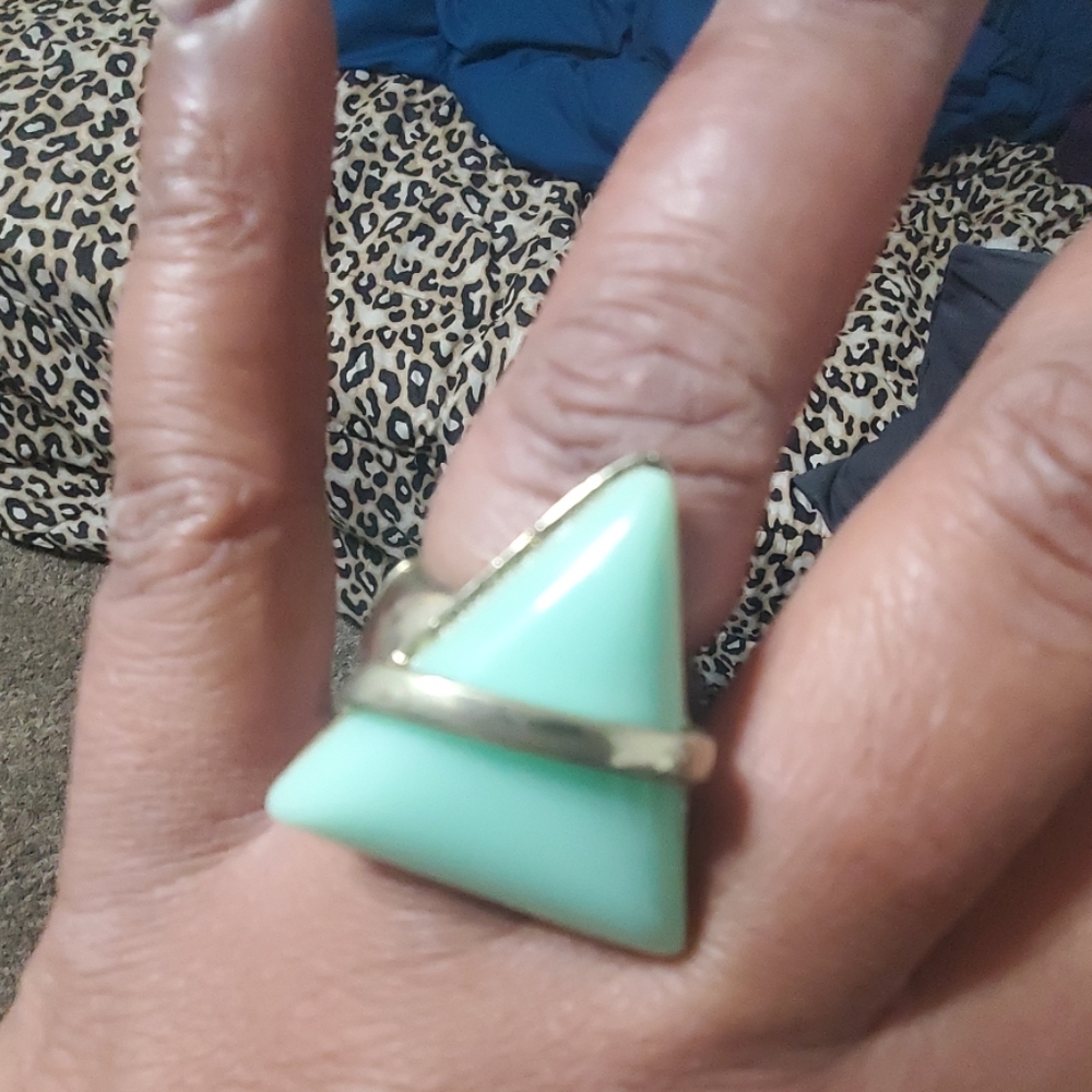 Ring - Picture 3 of 3